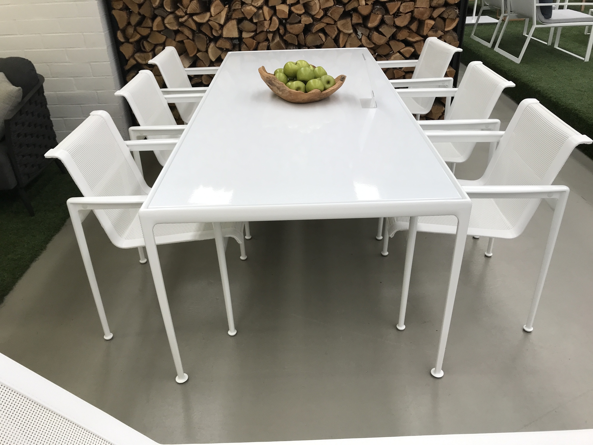 Knoll-tafel met 6 armstoelen Richard Schutz