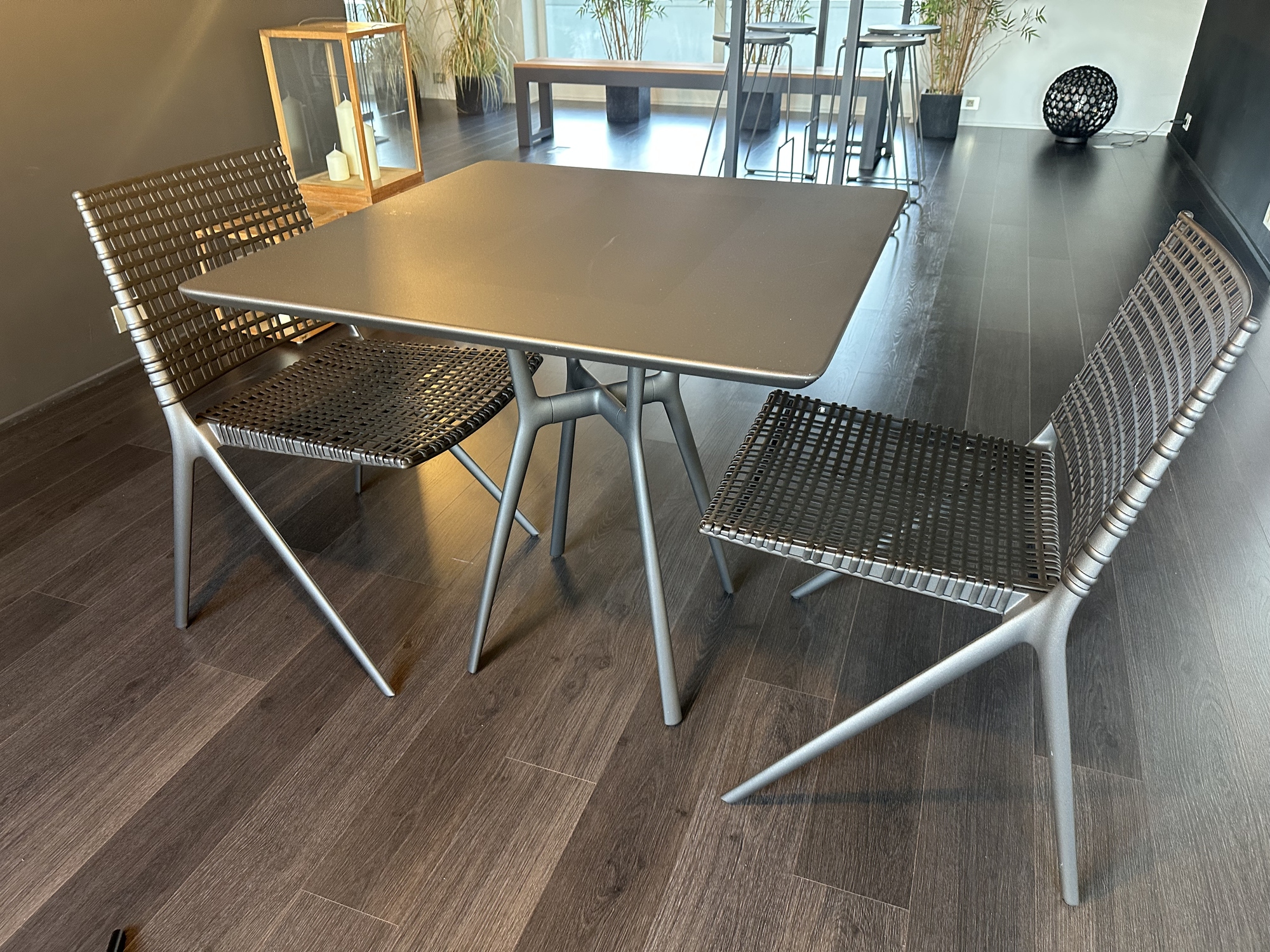 Tribu- outdoor tafel met 2 stoelen Branch Collection