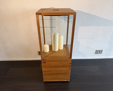 Tribu - lantaarn in teak met chemisch versterkt glas, op sokkel -50%