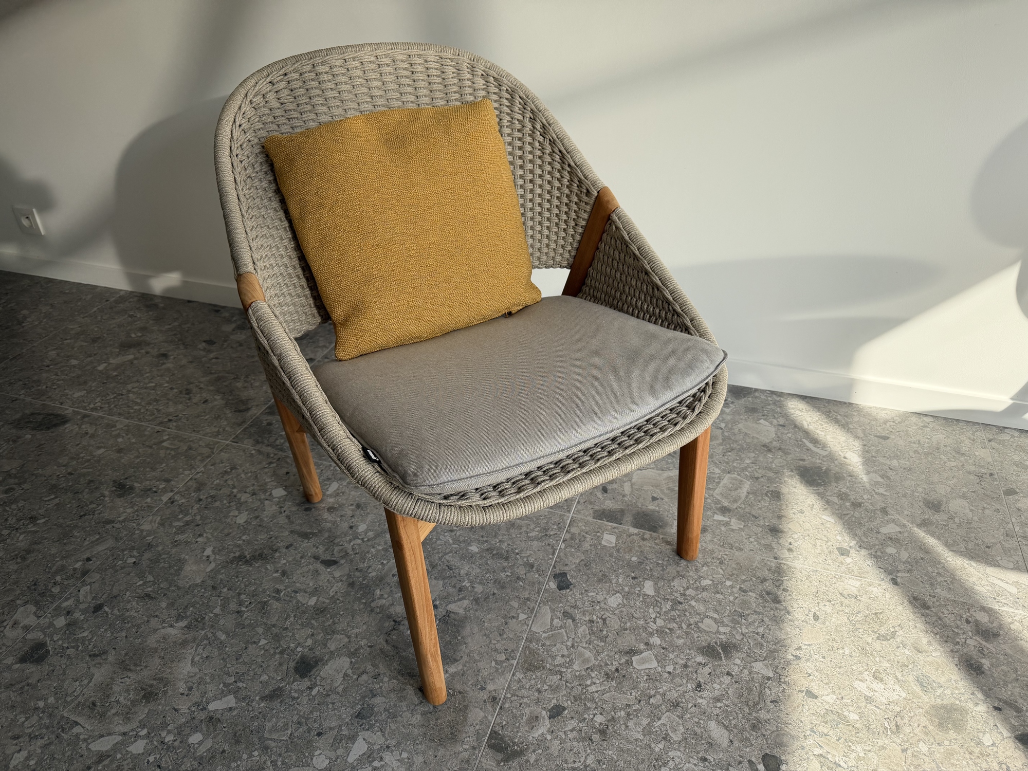 Tribu-Elio lounge stoel in teak met Tricord