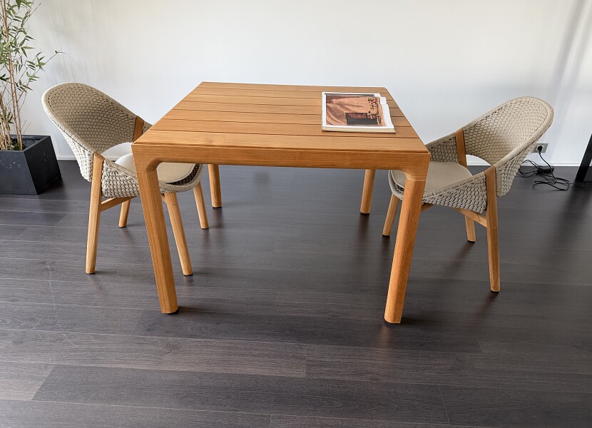 Tribu-Illum eettafel teak met 2 stoelen Elio - 70%