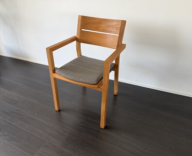 Tribu-Kos teak armstoel met zitkussen -70%