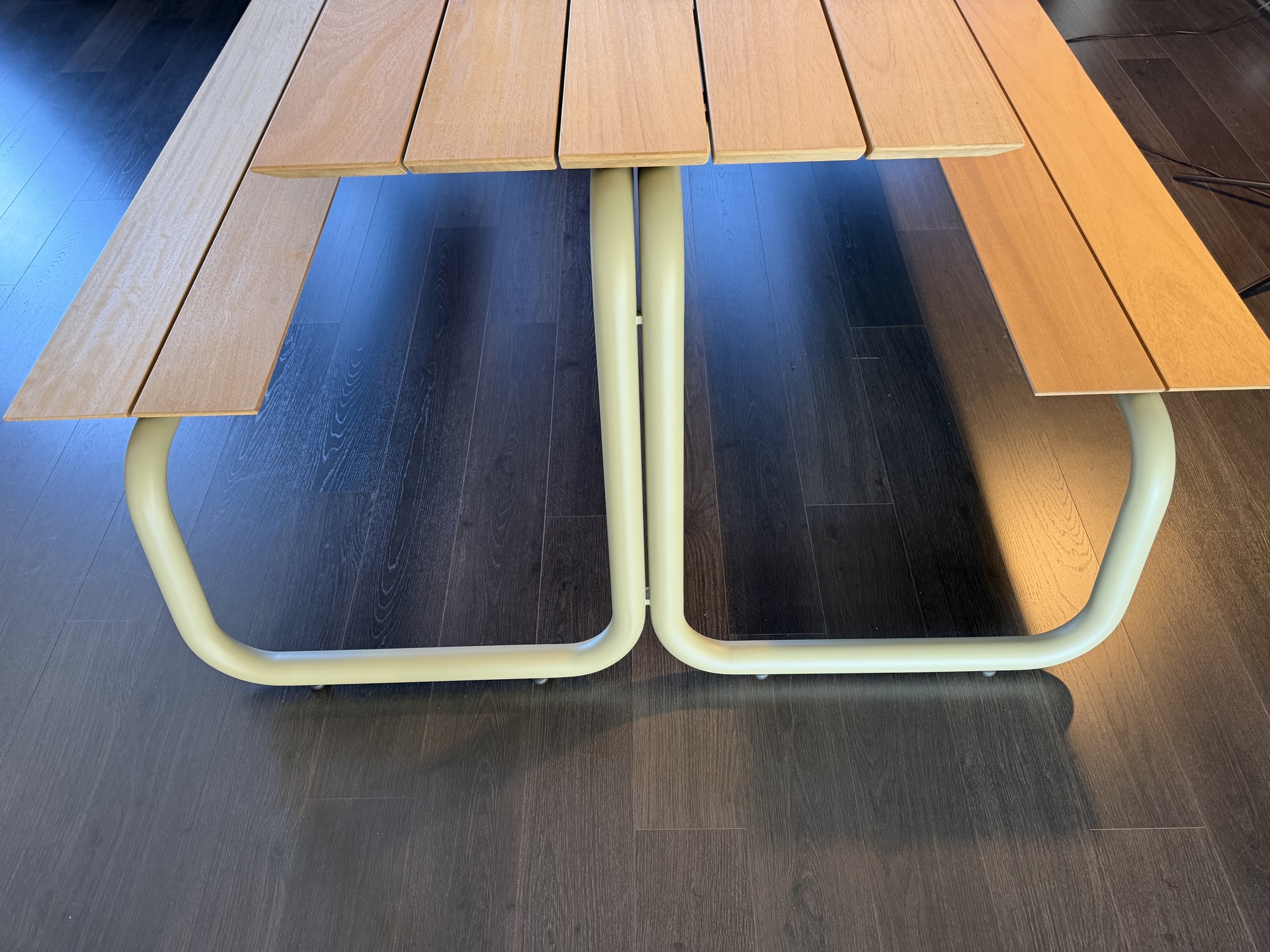 Wunder-The S Table voor 8 personen