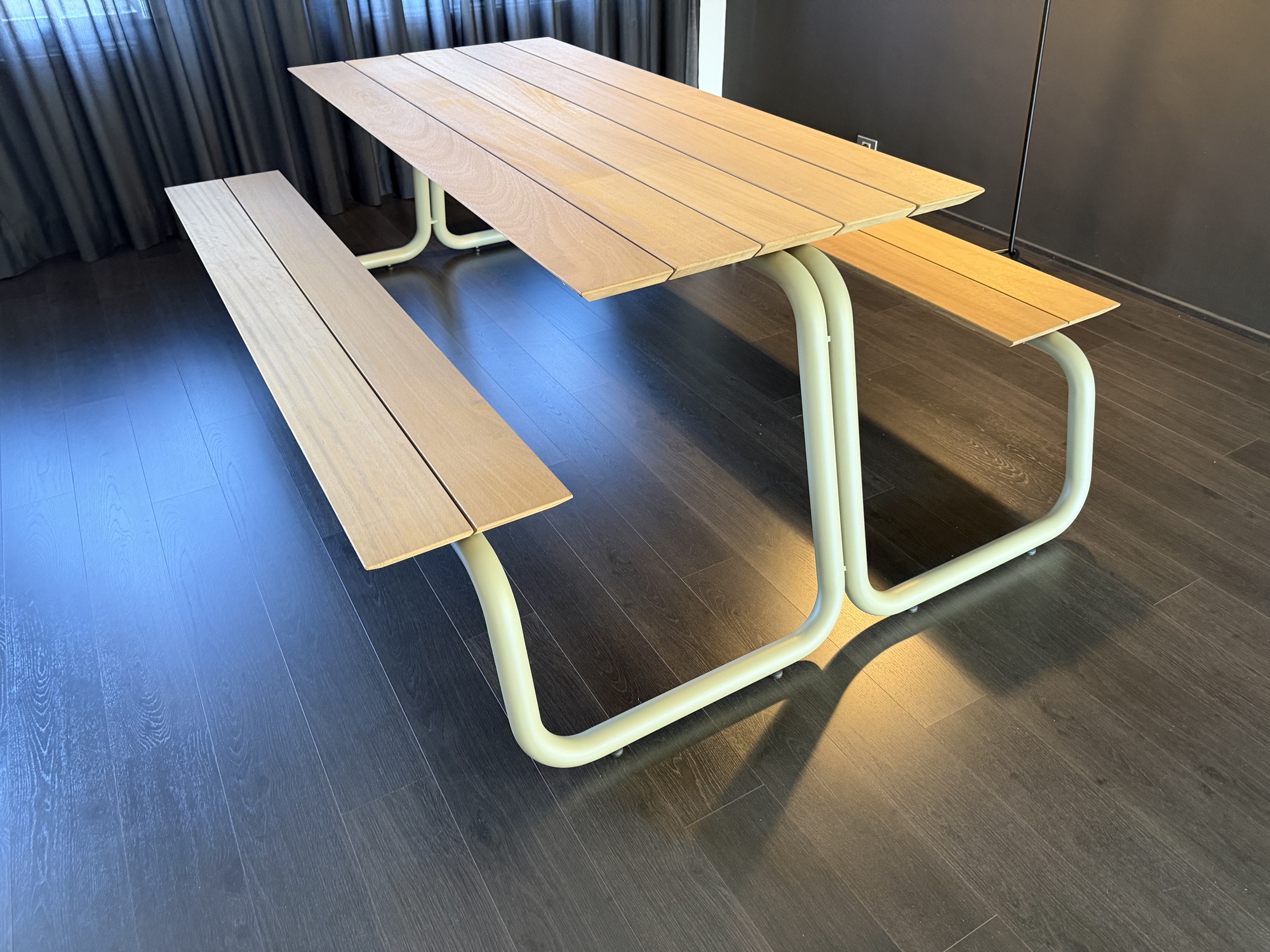 Wunder-The S Table voor 8 personen
