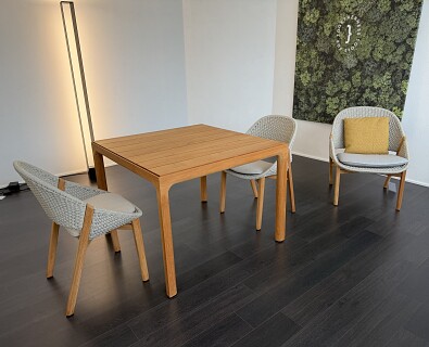 Tribu-Illum eettafel teak met 2 stoelen Elio - 70%
