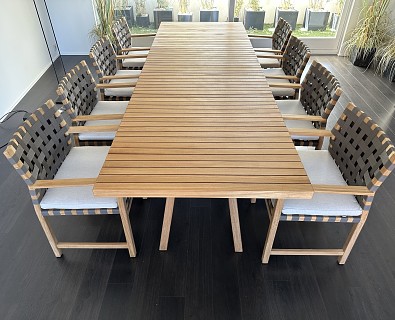 Tribu-tafel Vis à Vis met 8 armstoelen -  35%