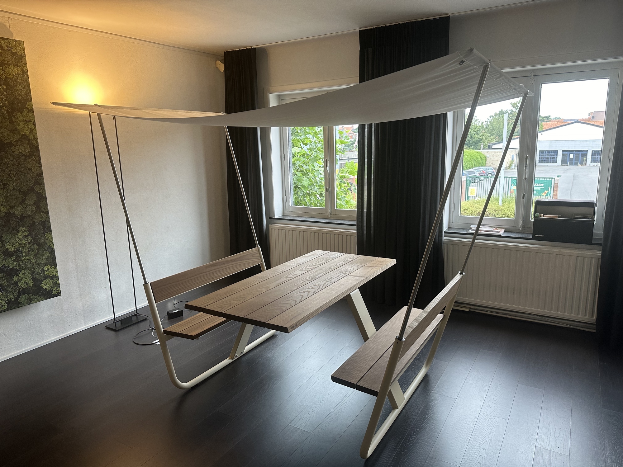 Extremis- Manille picnic outdoor tafel